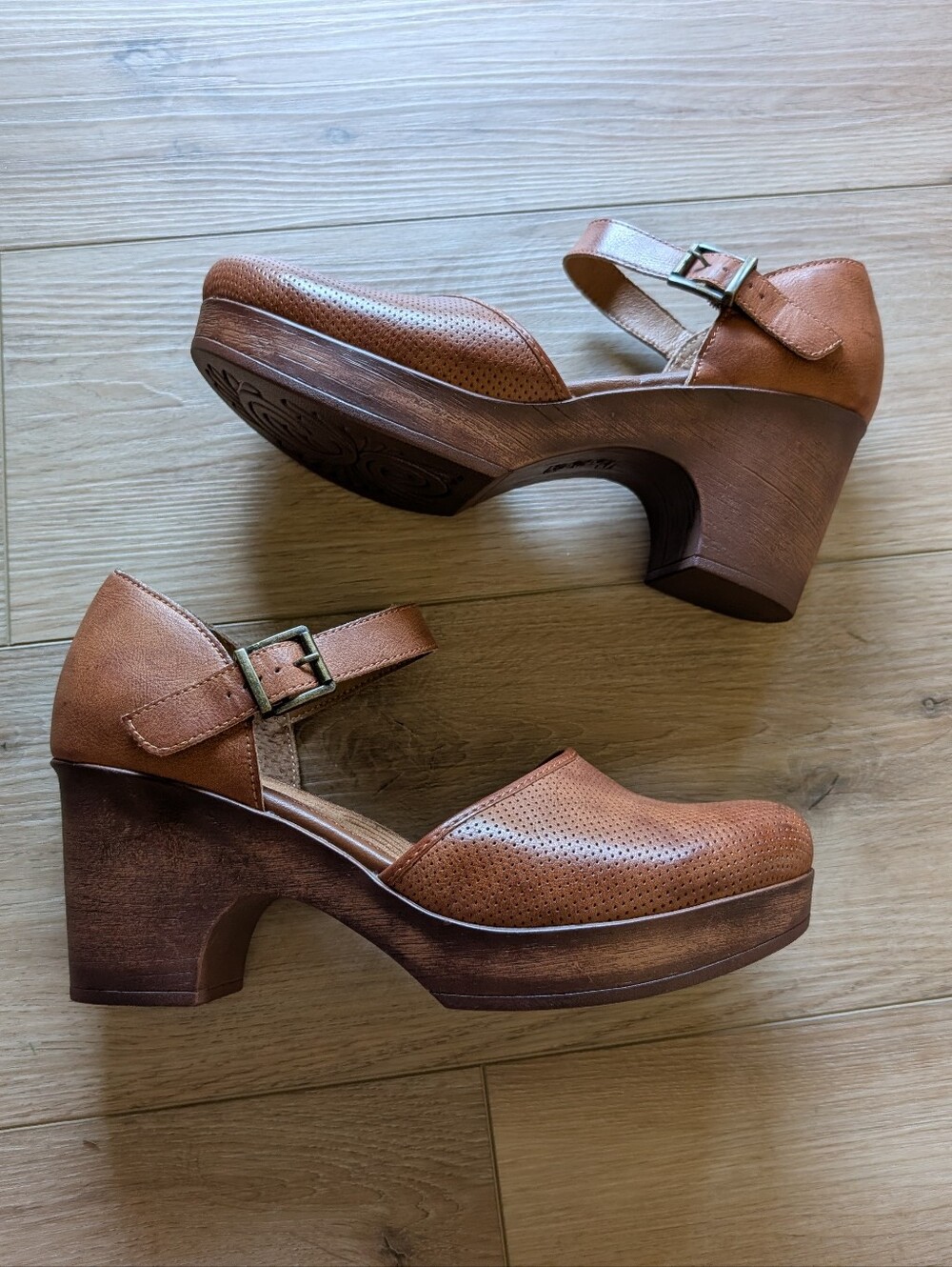 NWOT b.o.c Gia Comfortable Chunky Heels